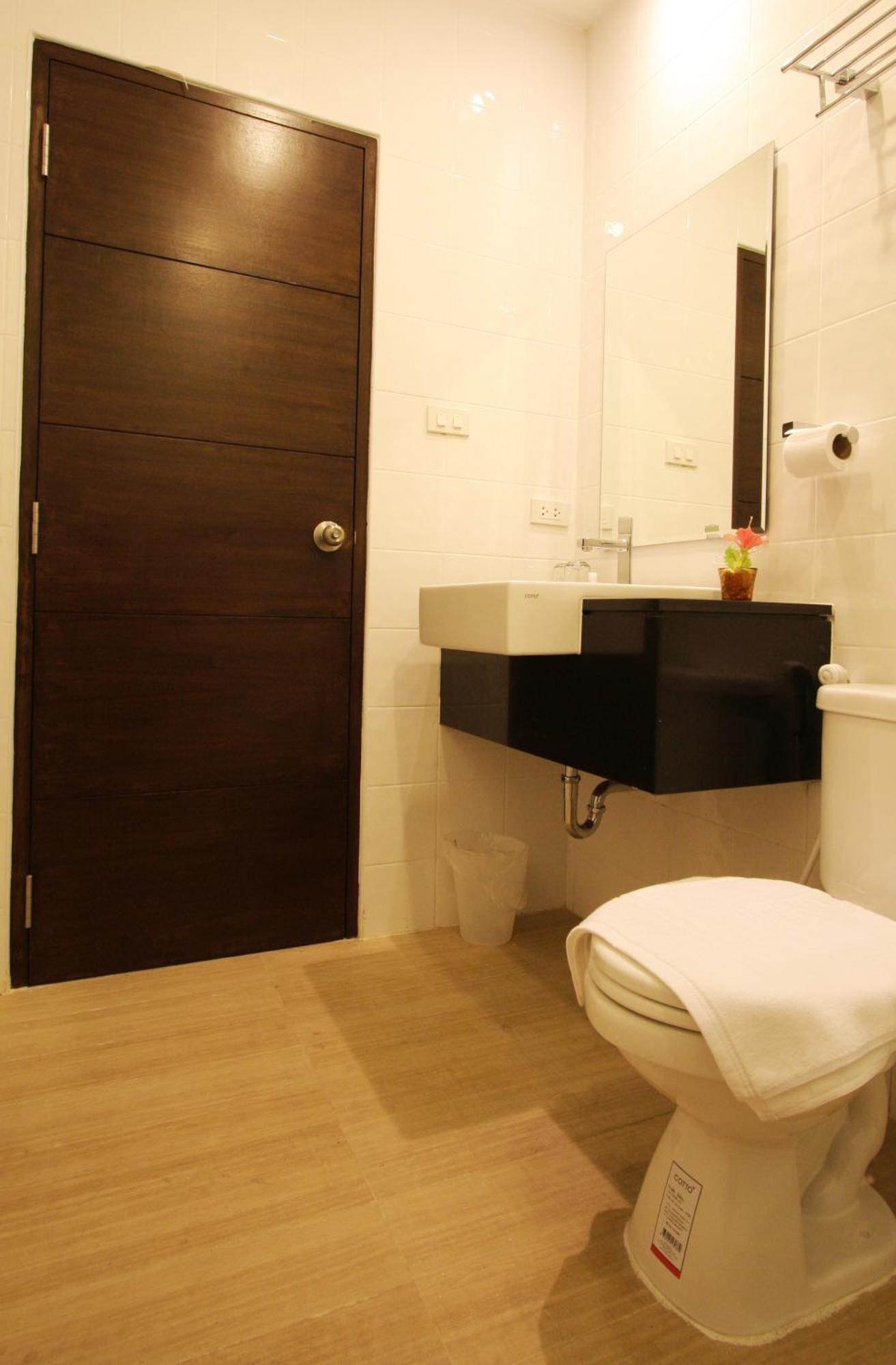 Chaba Place Hua Hin Exterior photo