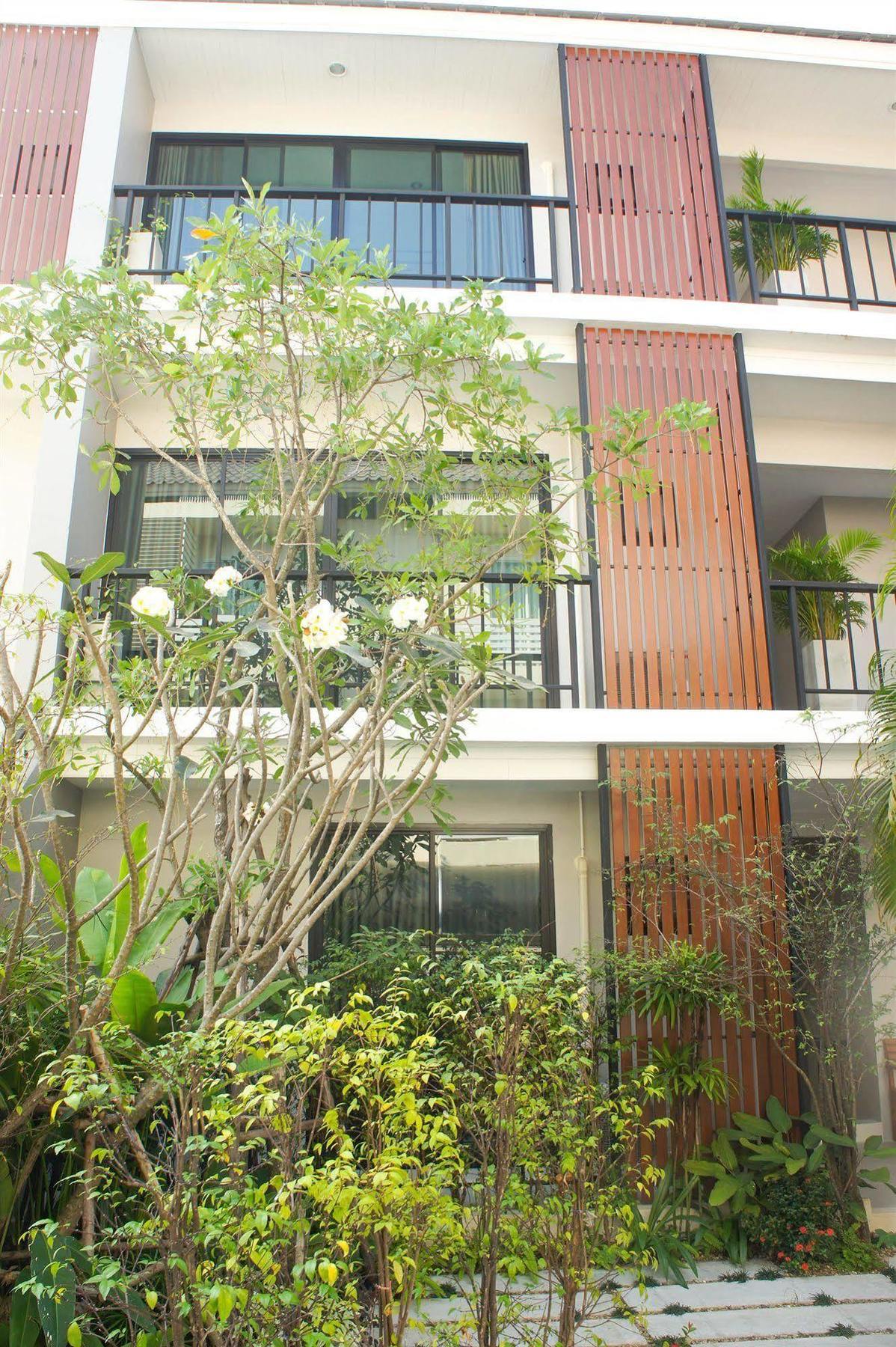 Chaba Place Hua Hin Exterior photo