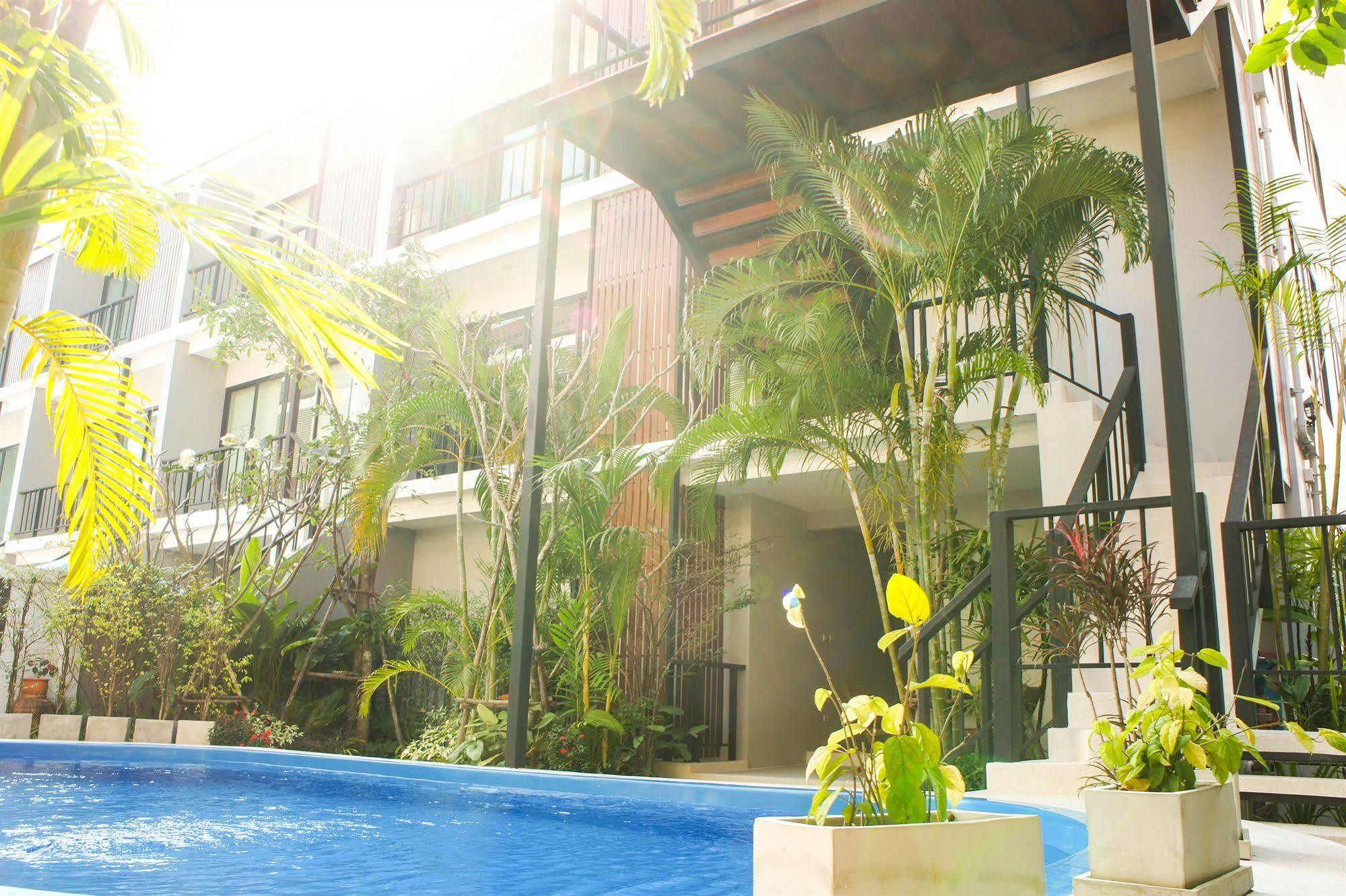 Chaba Place Hua Hin Exterior photo